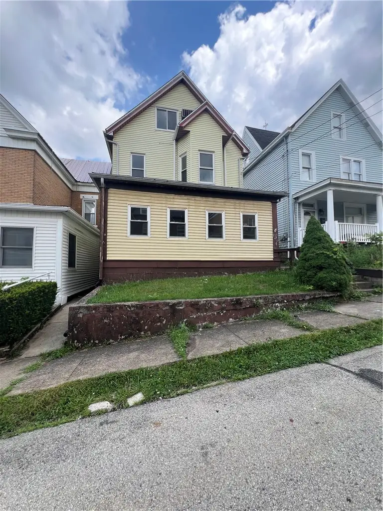 113 Hampton St, Wall, PA 15148 - #2