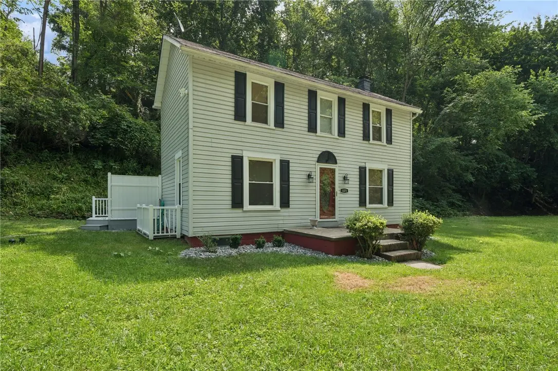 1071 Paintertown Rd, Irwin, PA 15642 - #1