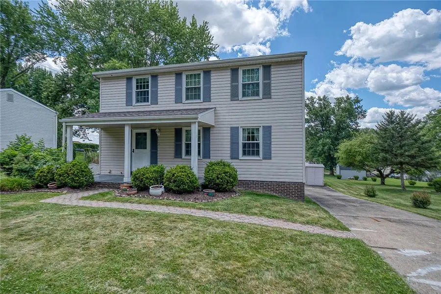 512 Aten Rd, Coraopolis, PA 15108 - #2