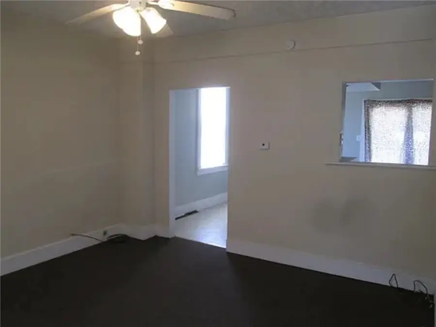 1200 Holmes St, McKees Rocks, PA 15136 - #3