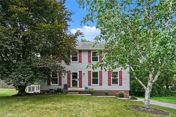 149 Briarwood Ln, Cranberry Twp, PA 16066