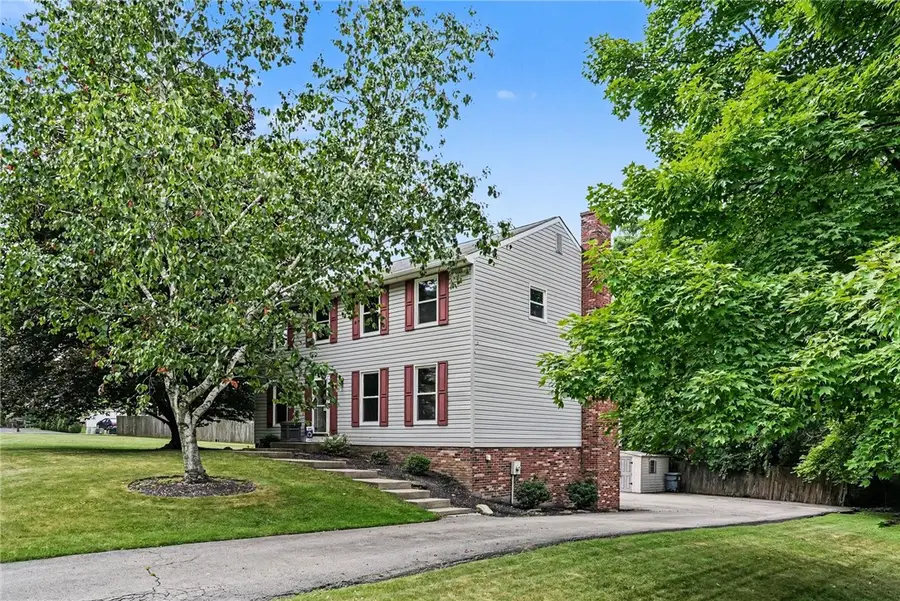149 Briarwood Ln, Cranberry, PA 16066 - #2