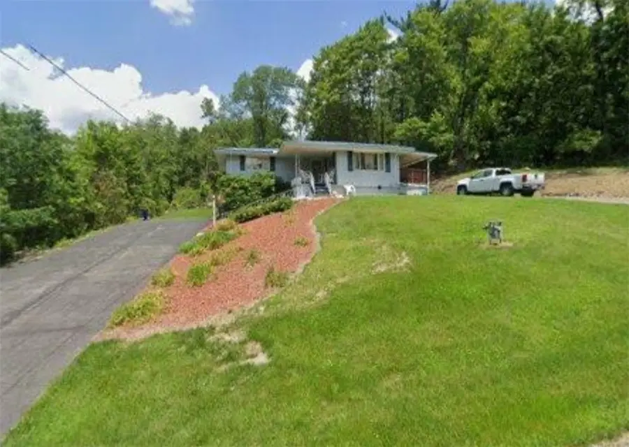 4013 Ridgemont Dr, Gibsonia, PA 15044 - #3