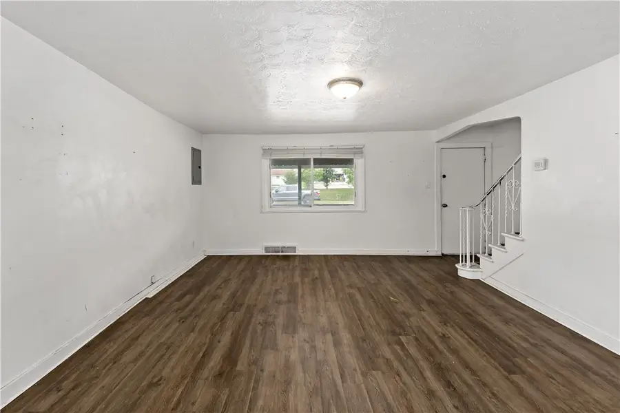 603 W Main St, Carnegie, PA 15106 - #3