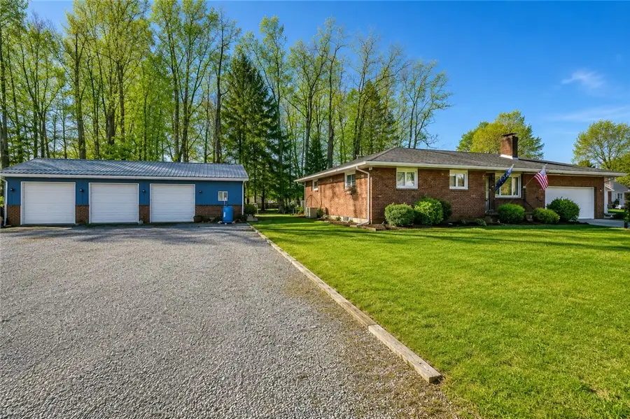 225 Horne Ave, Saxonburg, PA 16056 - #2
