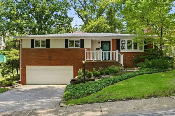379 Barclay Ave., Pittsburgh, PA 15221
