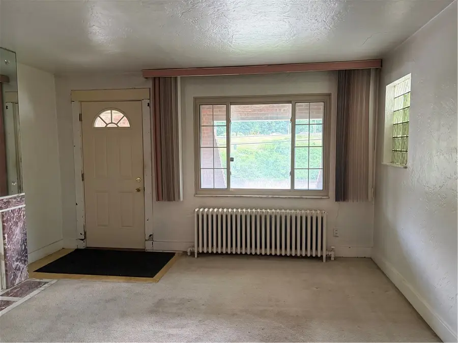 3751 Beechwood Blvd, Pittsburgh, PA 15217 - #2