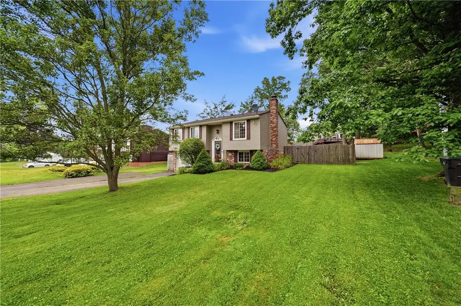 2068 Powell Rd, Cranberry, PA 16066 - #2