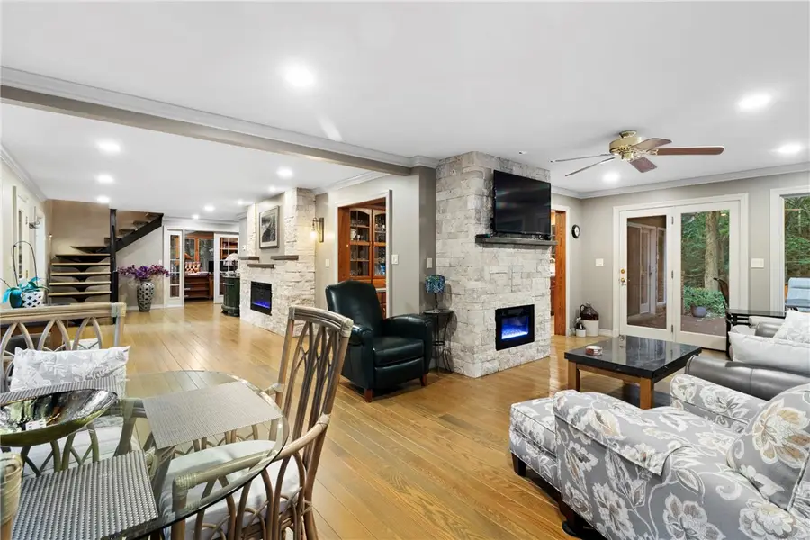000 Rockton, Rockton, PA 15856 - #3