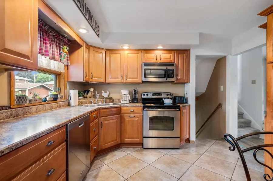 247 Mary Drive, New Kensington, PA 15068 - #3