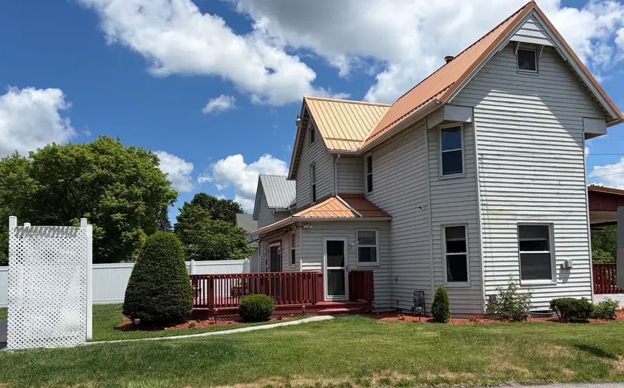 991 N Water Avenue, Hermitage, PA 16148 - #2