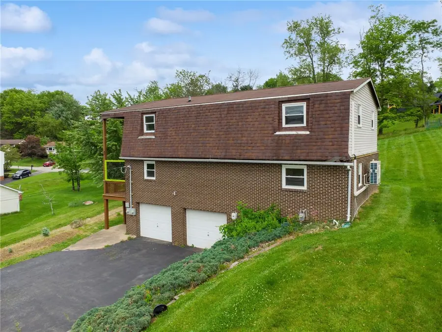 1495 E Beau St, Washington, PA 15301 - #2