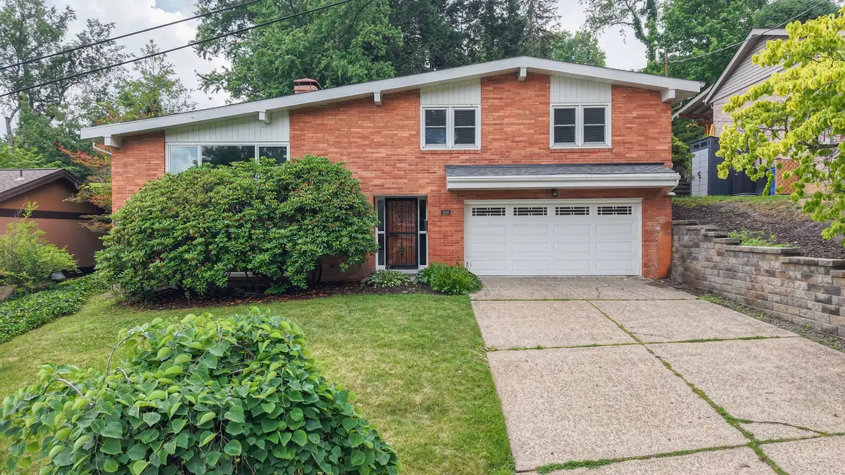 424 Glaids Drive, Pittsburgh, PA 15243 - #1