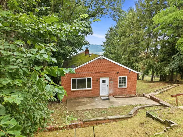 601 Howard St, Ambridge, PA 15003