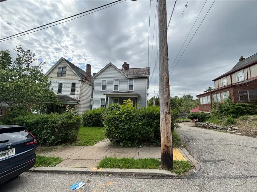 1031 Tyndall St, Pittsburgh, PA 15204 - #3