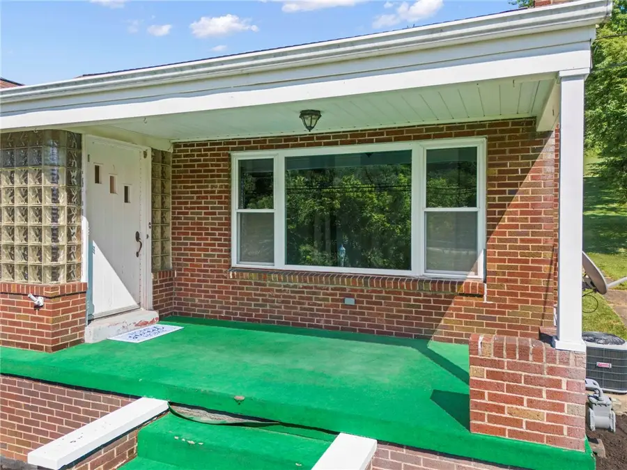 102 Woodlawn Avenue, Cecil, PA 15321 - #3