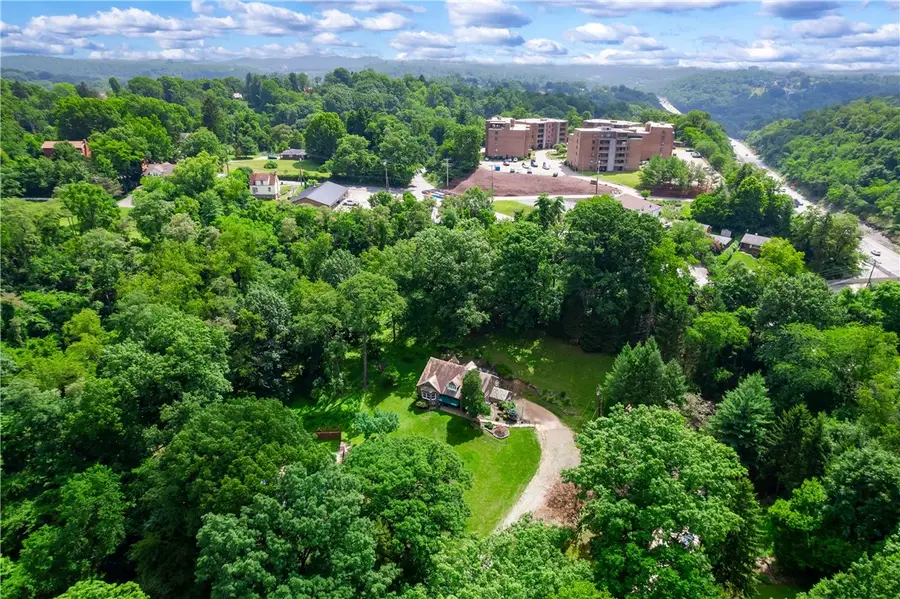 3871 Green Valley Dr, Pittsburgh, PA 15235 - #3