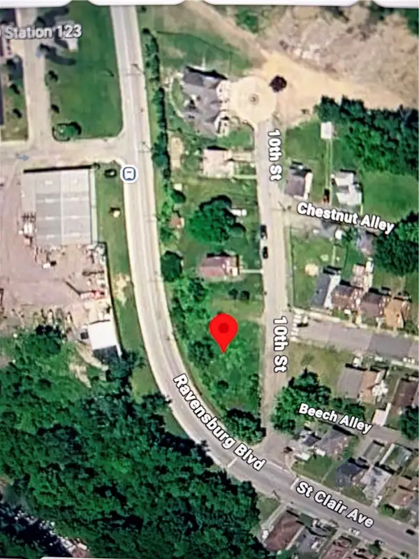 0 10th St, Clairton, PA 15025