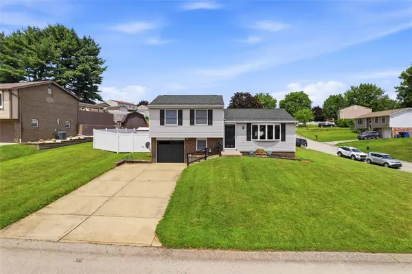 850 Westchester Dr, Irwin, PA 15642
