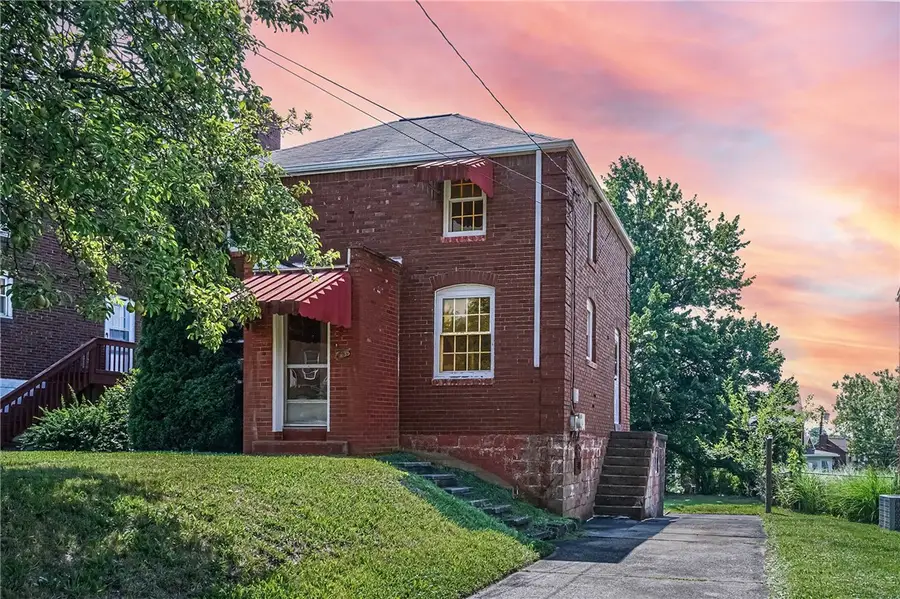 1035 Mccoy Rd, Kennedy, PA 15136 - #2