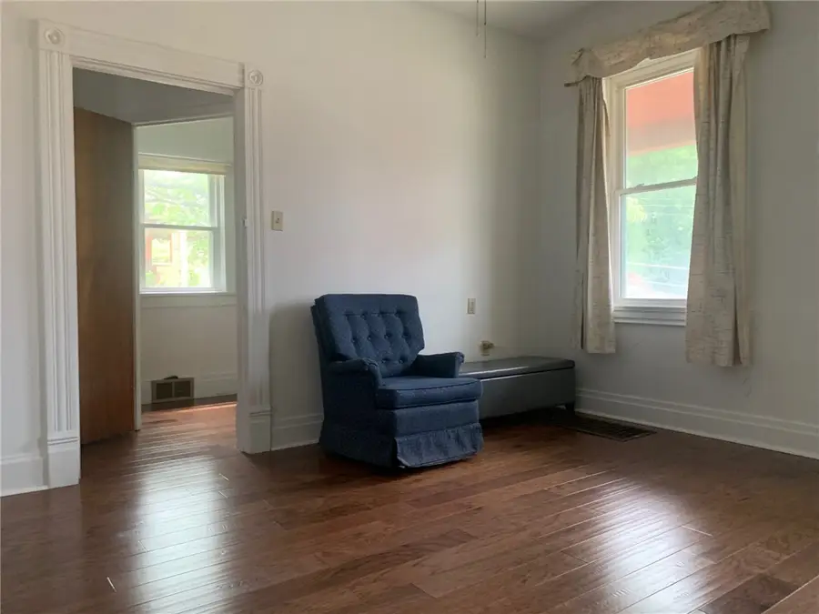 330 Kaercher St, Pittsburgh, PA 15207 - #3