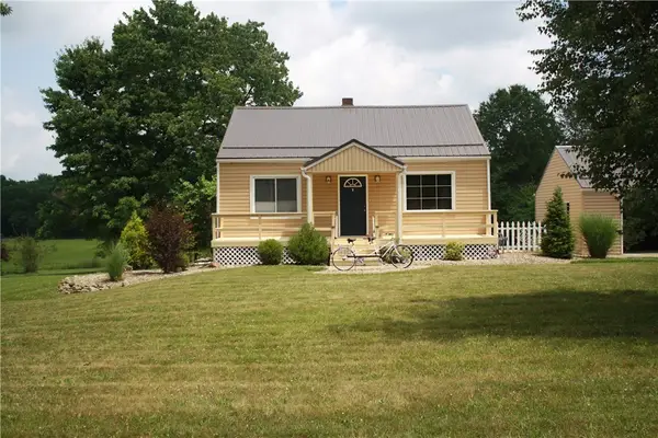 3950 Ivanhoe Rd, South Pymatuning Twp, PA 16052