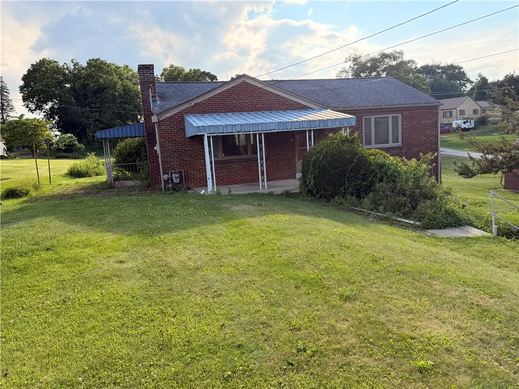 31 Ewing Rd, Kennedy, PA 15136 - #1