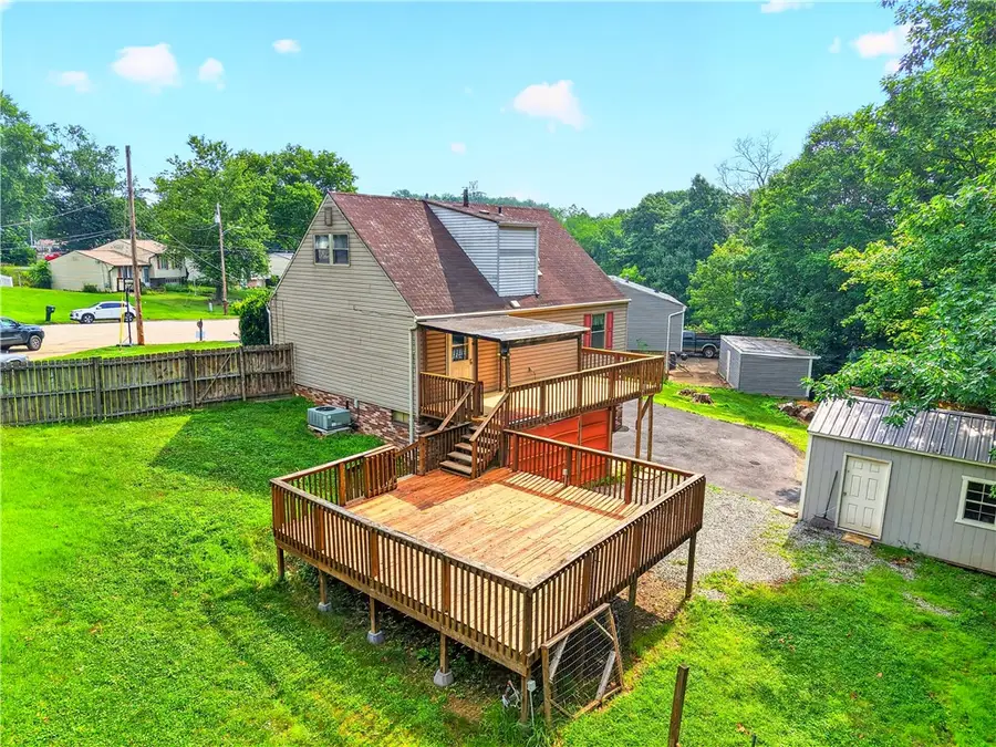 2645 Keats Dr, South Park, PA 15129 - #3