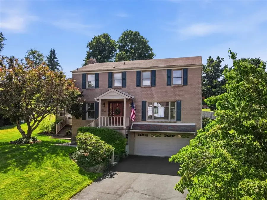 3934 Mimosa Dr, Bethel Park, PA 15102 - #3