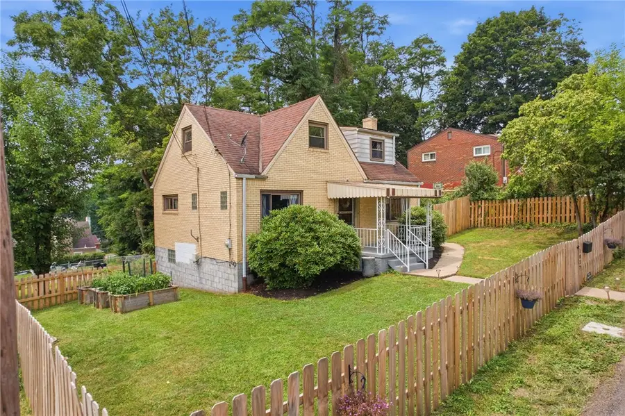 1037 Rue Grande Vue St, Pittsburgh, PA 15220 - #2