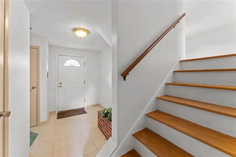 3431 Forest Road, Bethel Park, PA 15102 - #2