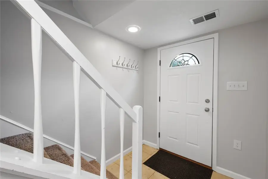 3125 Laurel Ridge Cir, Bridgeville, PA 15017 - #3
