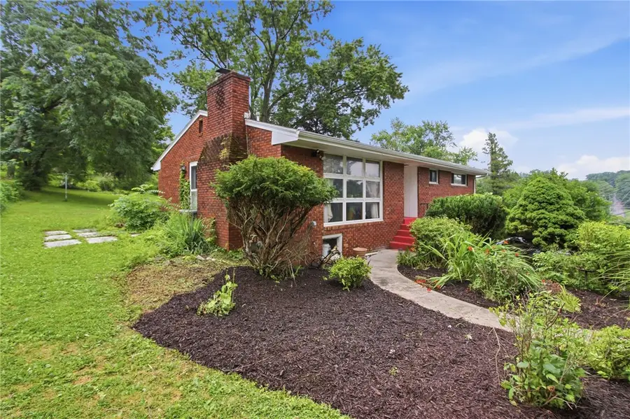 116 Hidden Valley Road, Canonsburg, PA 15317 - #2