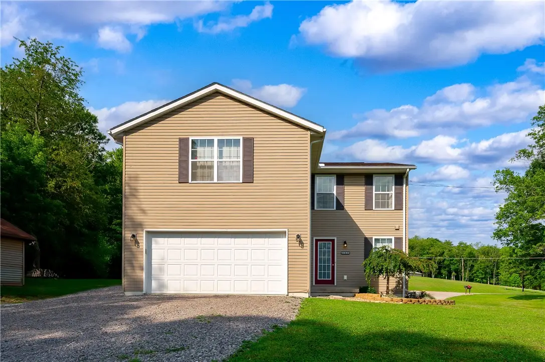623 Mason Rd, Tarentum, PA 15084 - #1