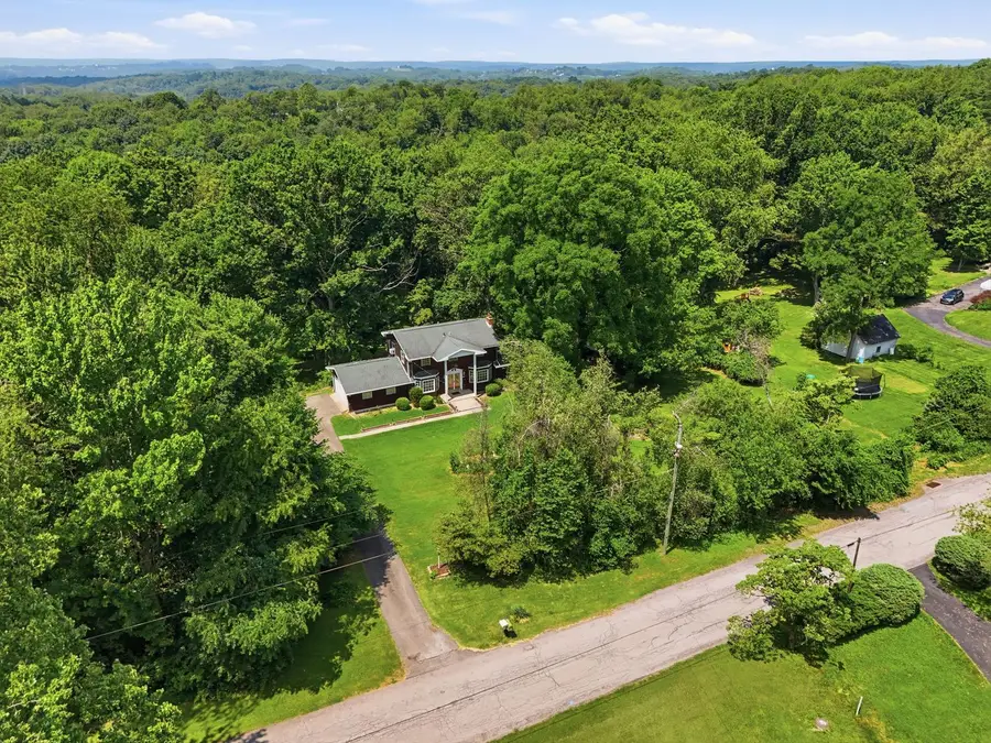 160 Phillips Lane, Leechburg, PA 15656 - #2