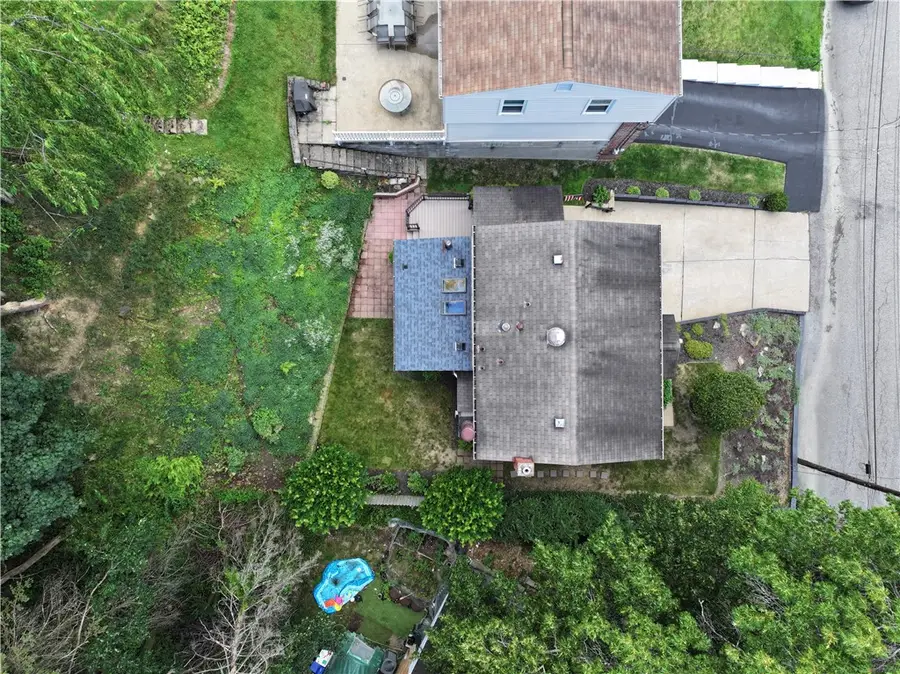 308 E Elmhurst, Pittsburgh, PA 15220 - #2