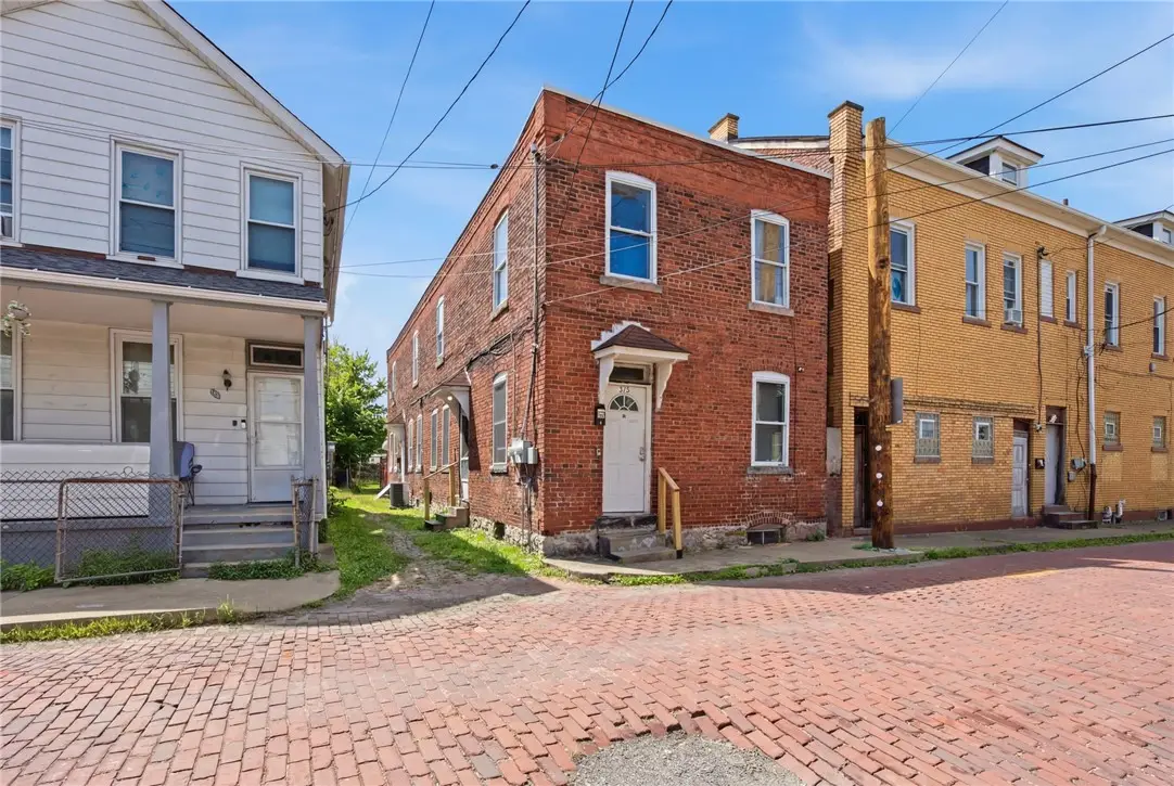312 Campbell St, McKees Rocks, PA 15136 - #1