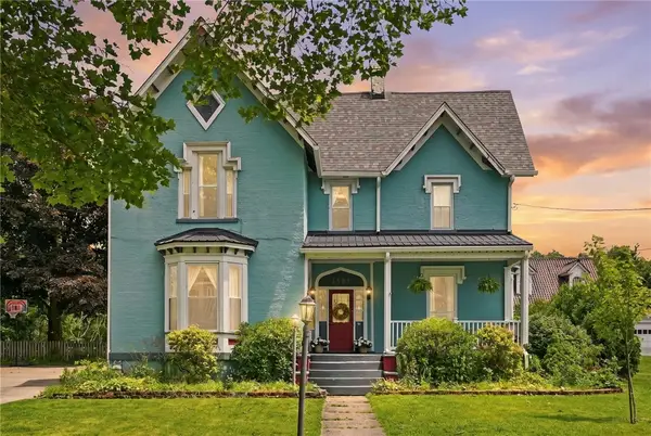 1121 Penn Ave, New Brighton, PA 15066