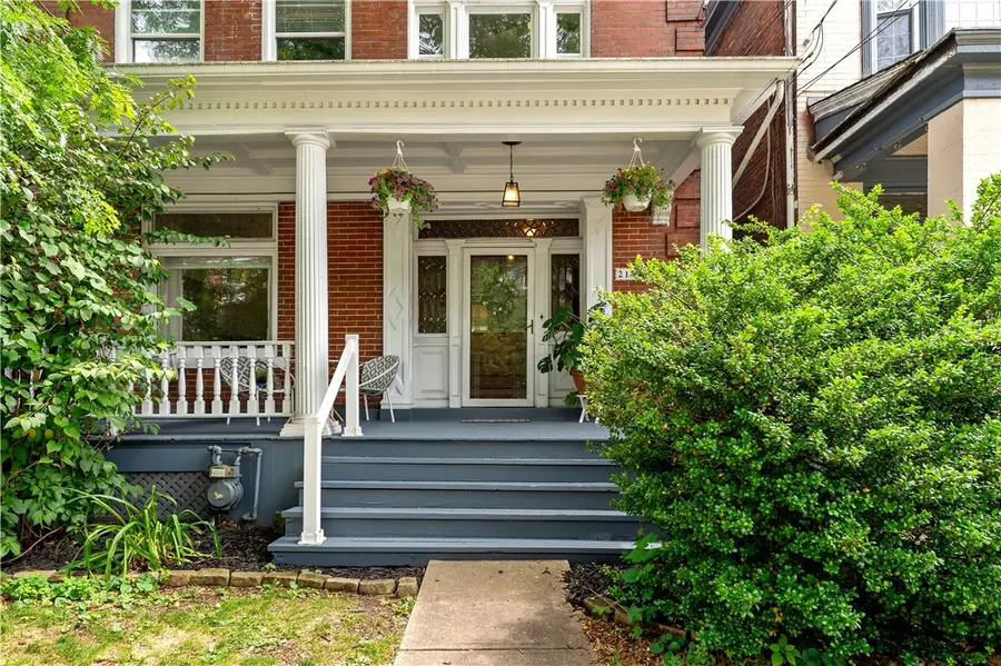 212 Elm St, Swissvale, PA 15218 - #2