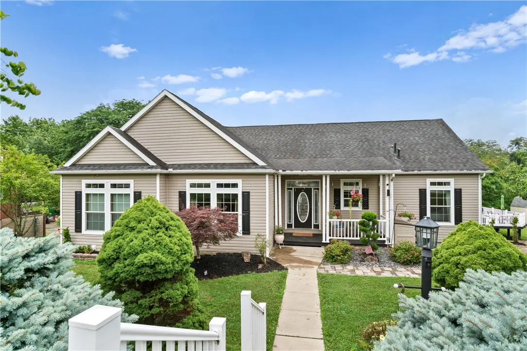 131 Helena St, West Mifflin, PA 15122 - #1