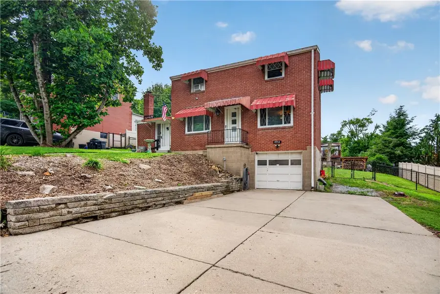 6714 Highland Ave, Finleyville, PA 15332 - #2