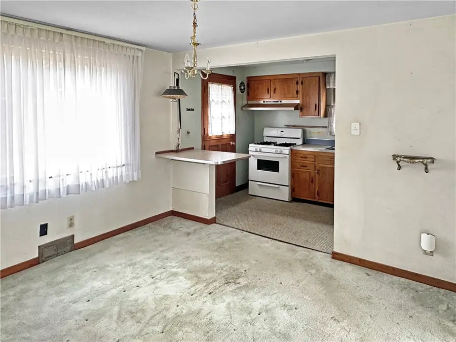 169 Cherrydell Dr, Pittsburgh, PA 15220 - #3