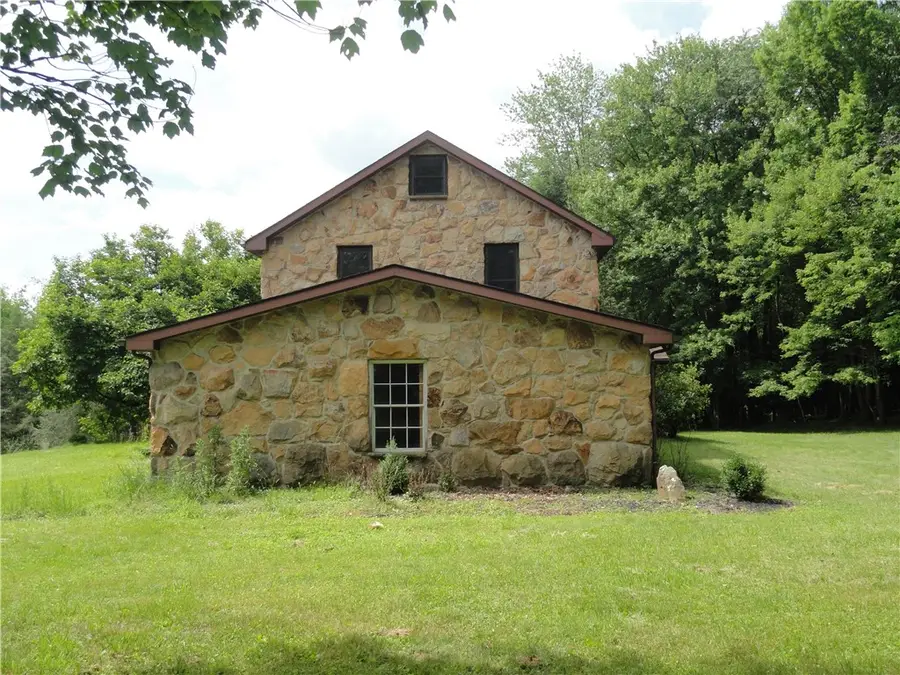 1074 Annisville Road, Petrolia, PA 16050 - #3