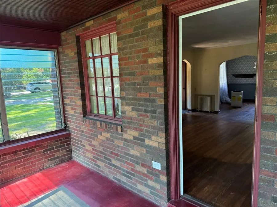 121 Woodhaven Ln, Pittsburgh, PA 15237 - #2