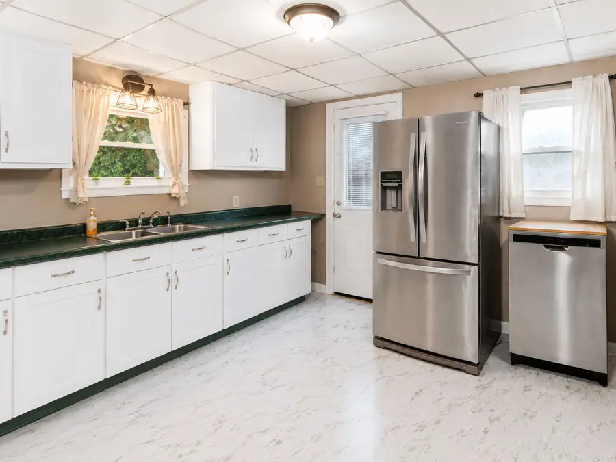 58 Kuntz Street, Natrona Heights, PA 15065 - #2