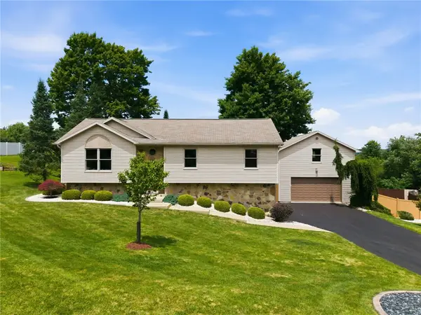 422 Primrose Drive, Greensburg, PA 15601