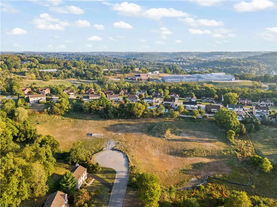 2220 Watchfield Dr, South Park, PA 15129 - #2