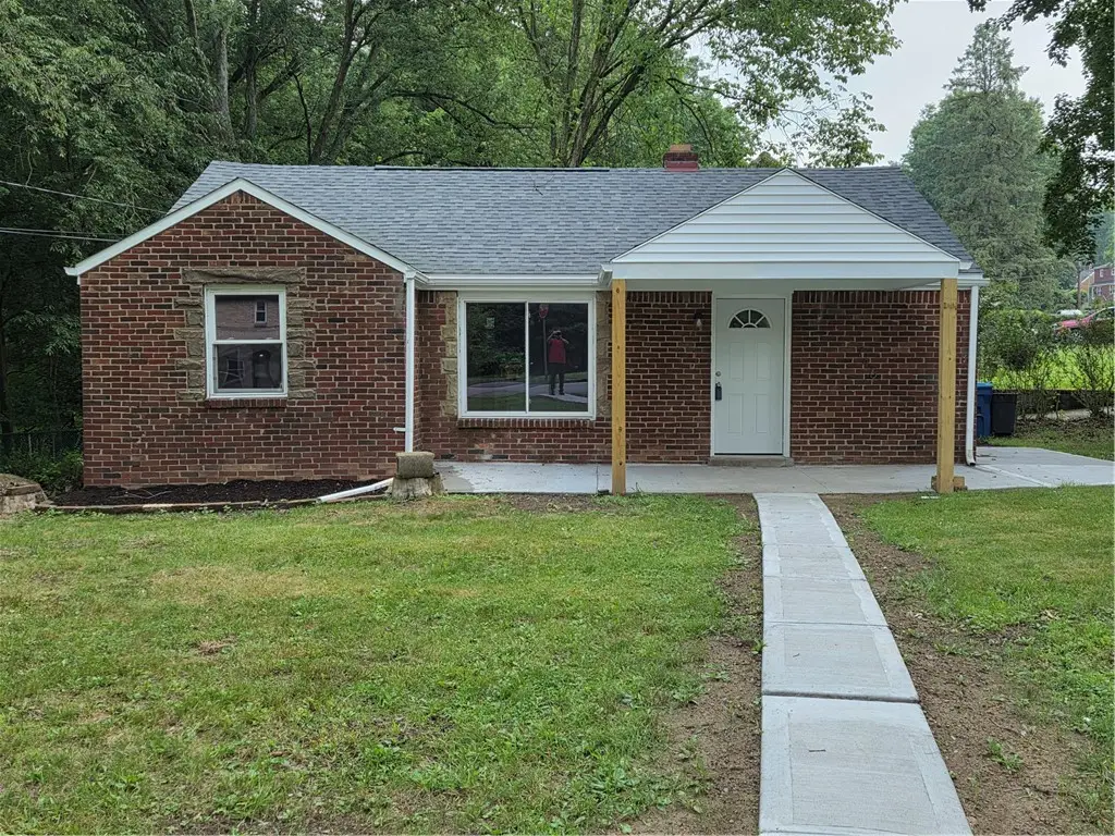 745 Macfarlane Dr, Pittsburgh, PA 15235 - #1