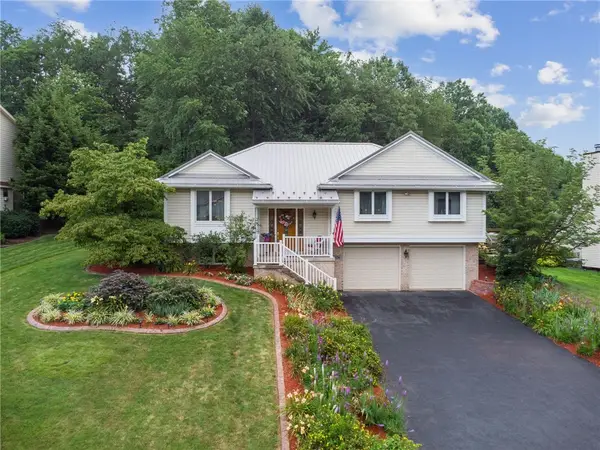1074 Redoak Dr, Harrison City, PA 15636