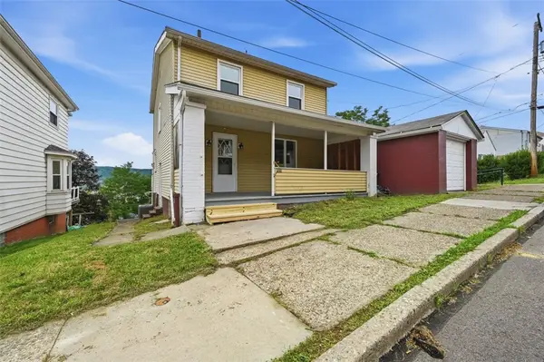 921 Walnut St, Ambridge, PA 15003